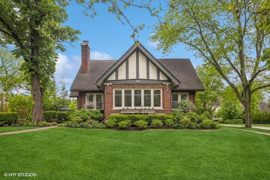Property photo of 138 N Grant Street in Hinsdale, Illinois
