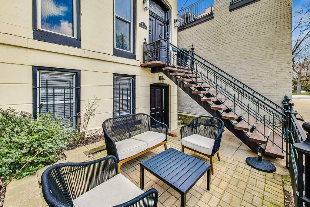 Property gallery photo