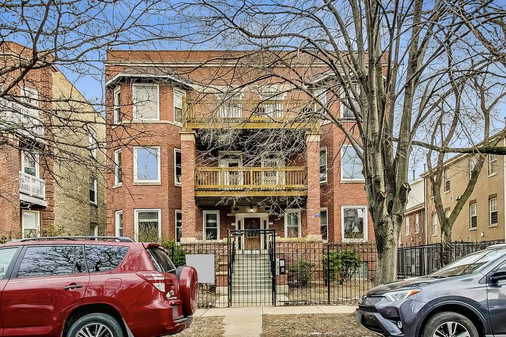 Property photo of 4519 N Magnolia Avenue #1N in Chicago, Illinois