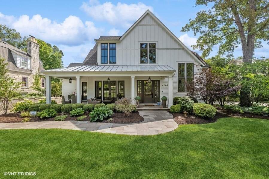 Property photo of 4067 Grove Avenue in Western Springs, Illinois
