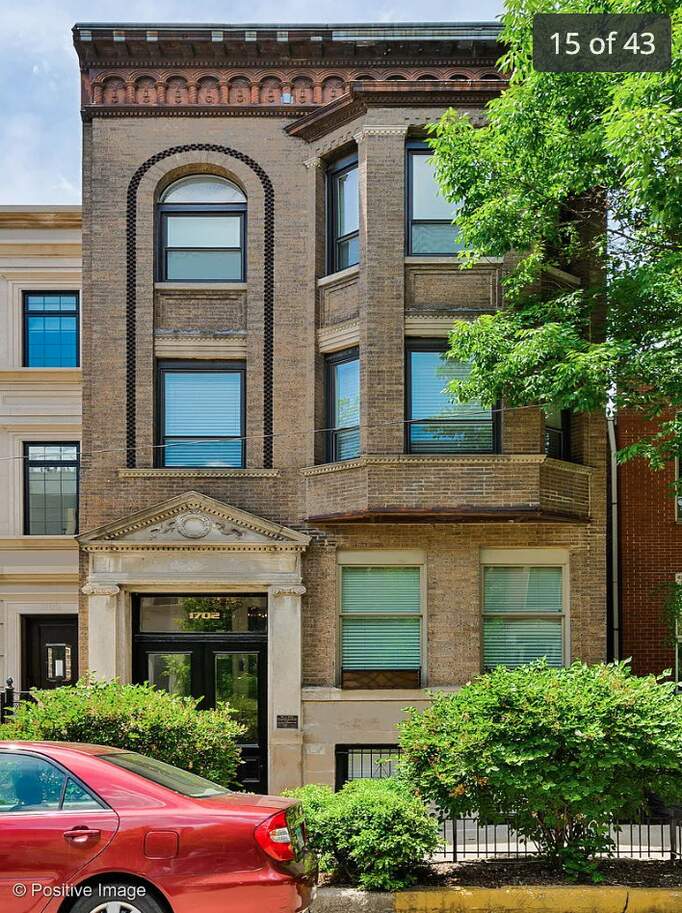 Property photo of 1702 N Dayton Street #1R in Chicago, Illinois