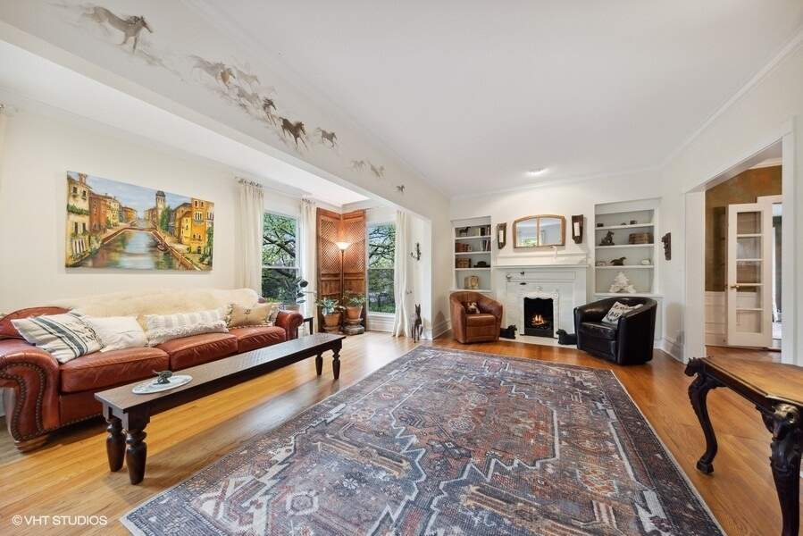 Property gallery photo
