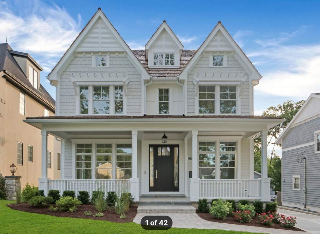 Property photo of 234 S Quincy Street in Hinsdale, Illinois