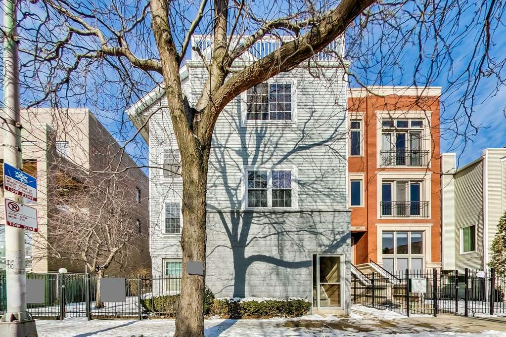 Property photo of 1640 W Diversey Parkway #2 in Chicago, Illinois