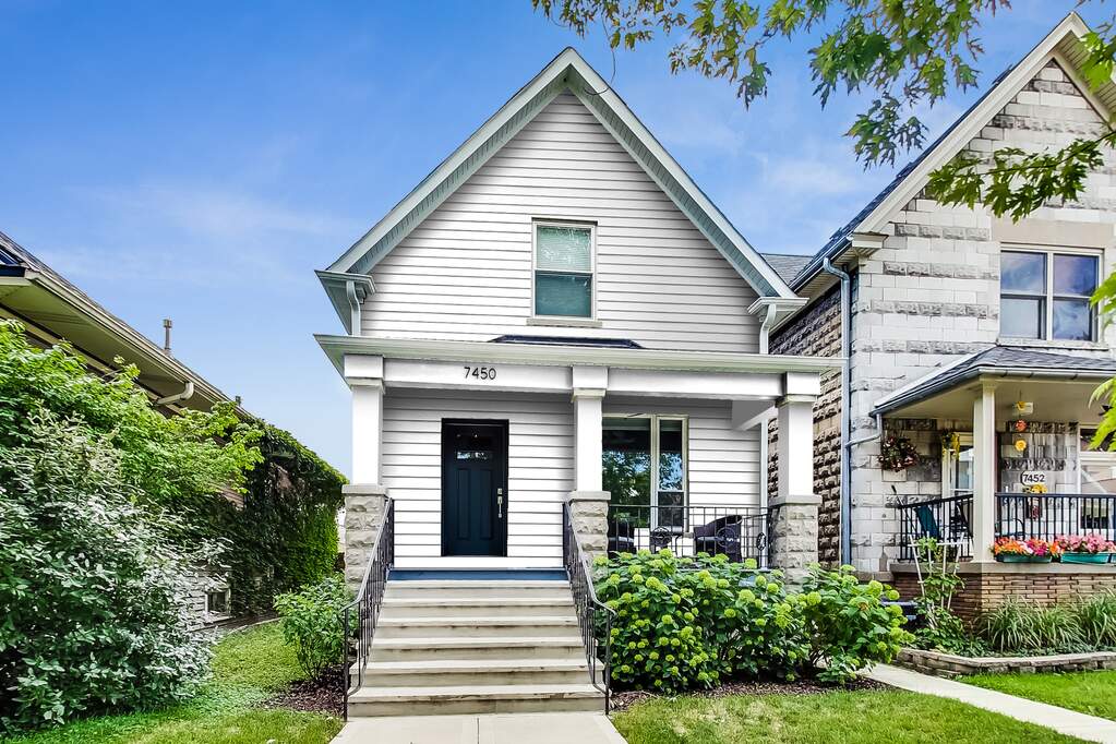 Property photo of 7450 Warren Street in Forest Park, Illinois