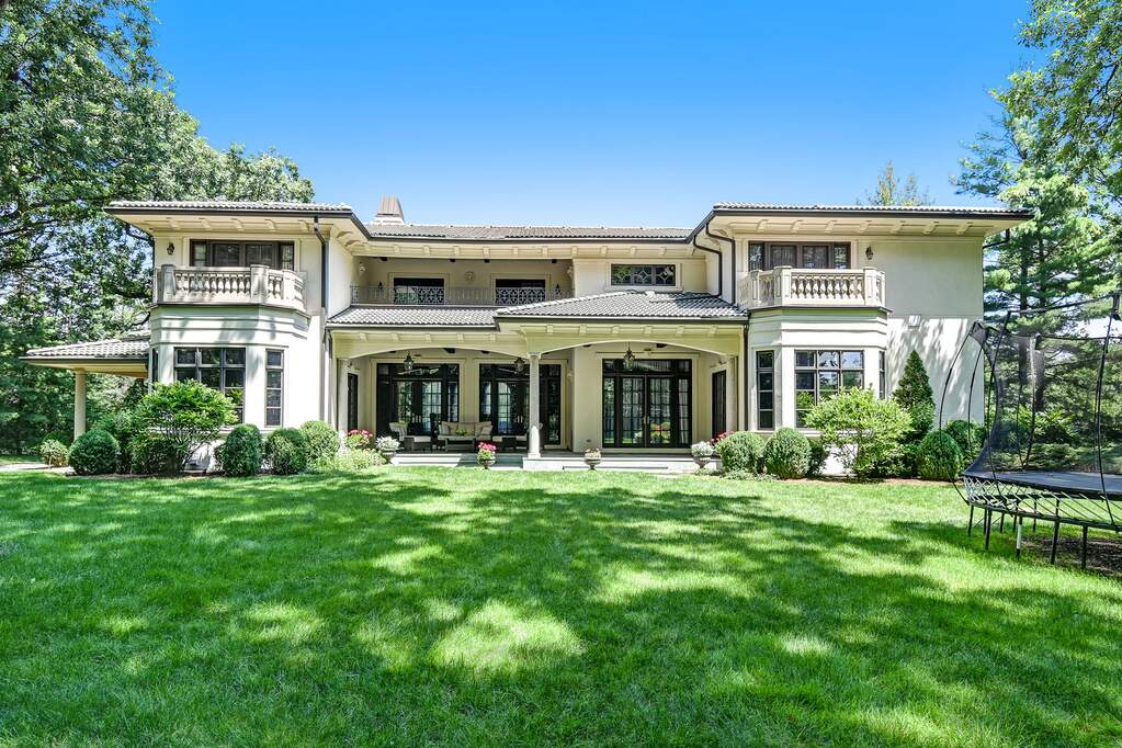 Property gallery photo