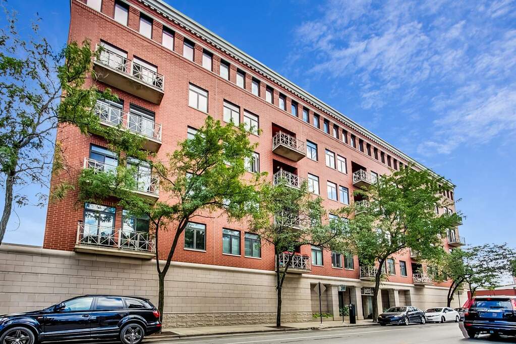 Property photo of 1155 W Armitage Avenue #407 in Chicago, Illinois