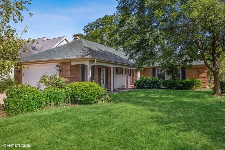 Property photo of 512 Rugeley Road in Western Springs, Illinois