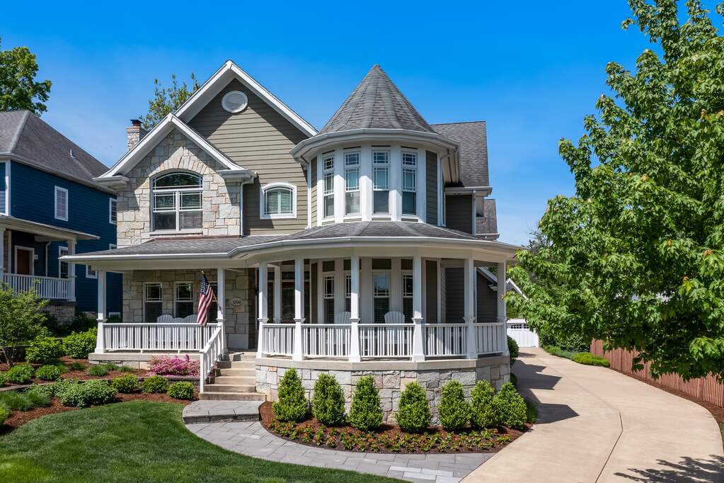 Property photo of 5700 Fairmount Avenue in Downers Grove, Illinois