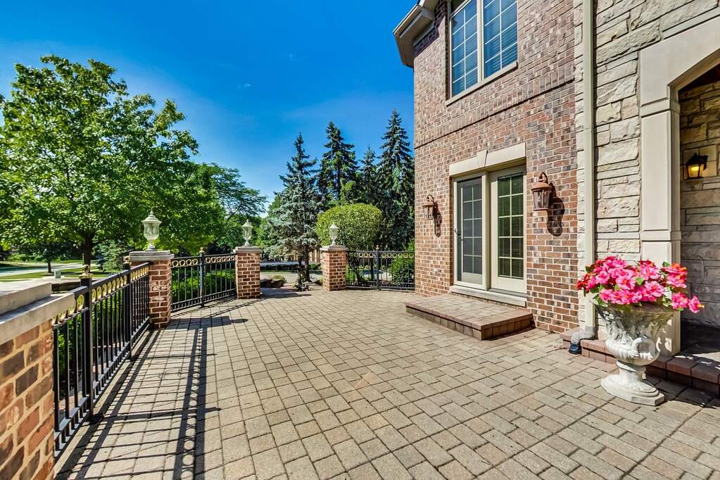 Property gallery photo