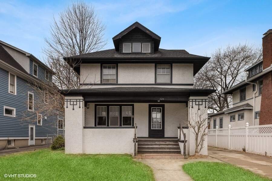 Property photo of 320 S Brainard Avenue in La Grange, Illinois