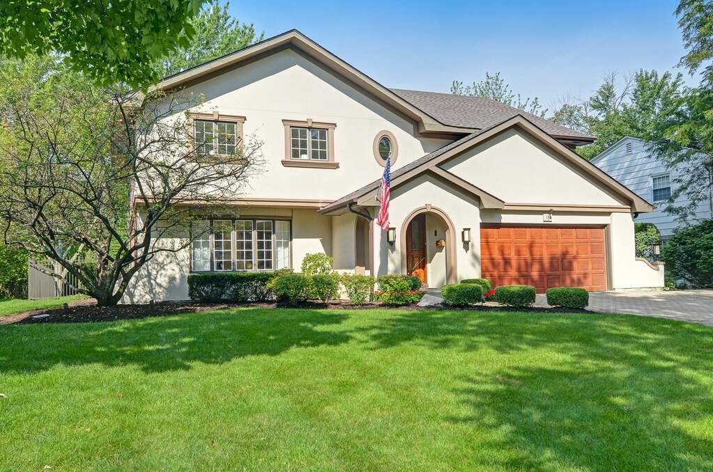 Property photo of 18 S Stough Street in Hinsdale, Illinois