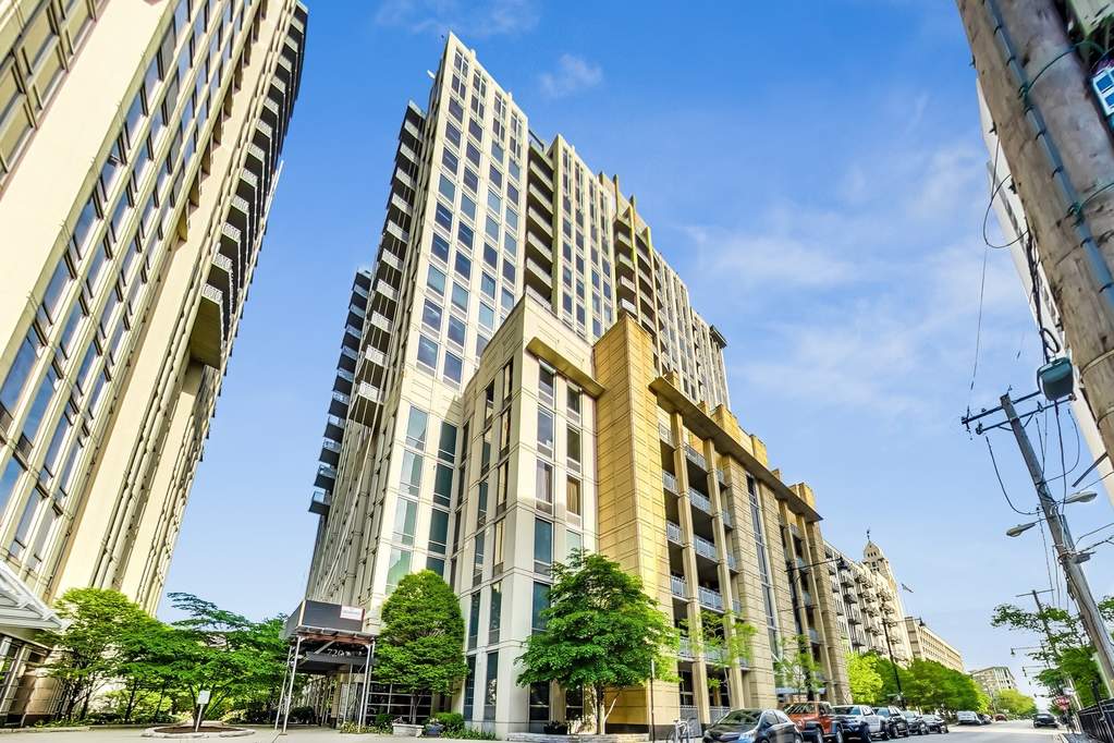 Property photo of 720 N Larrabee Street #806 in Chicago, Illinois