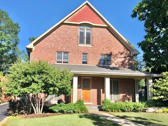 Property photo of 420 N Lincoln Street in Hinsdale, Illinois