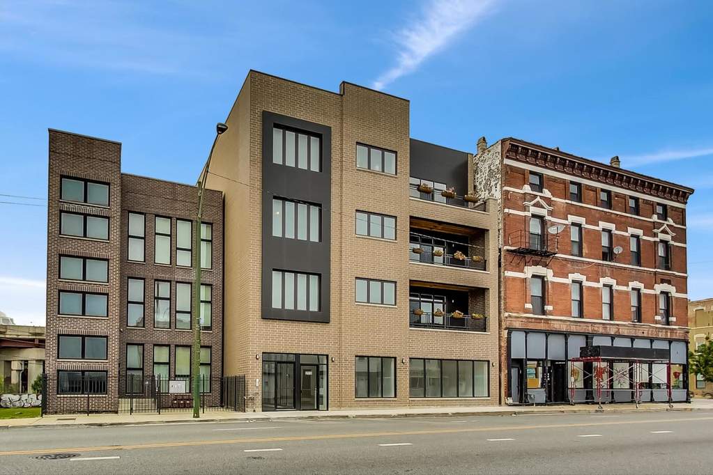 Property photo of 2910 S Archer Avenue #2B in Chicago, Illinois