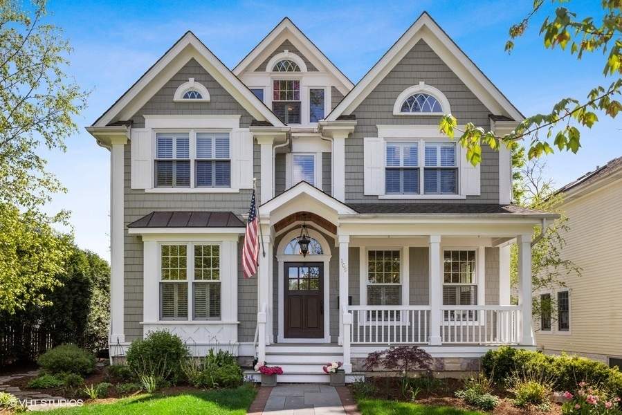 Property photo of 109 S Quincy Street in Hinsdale, Illinois