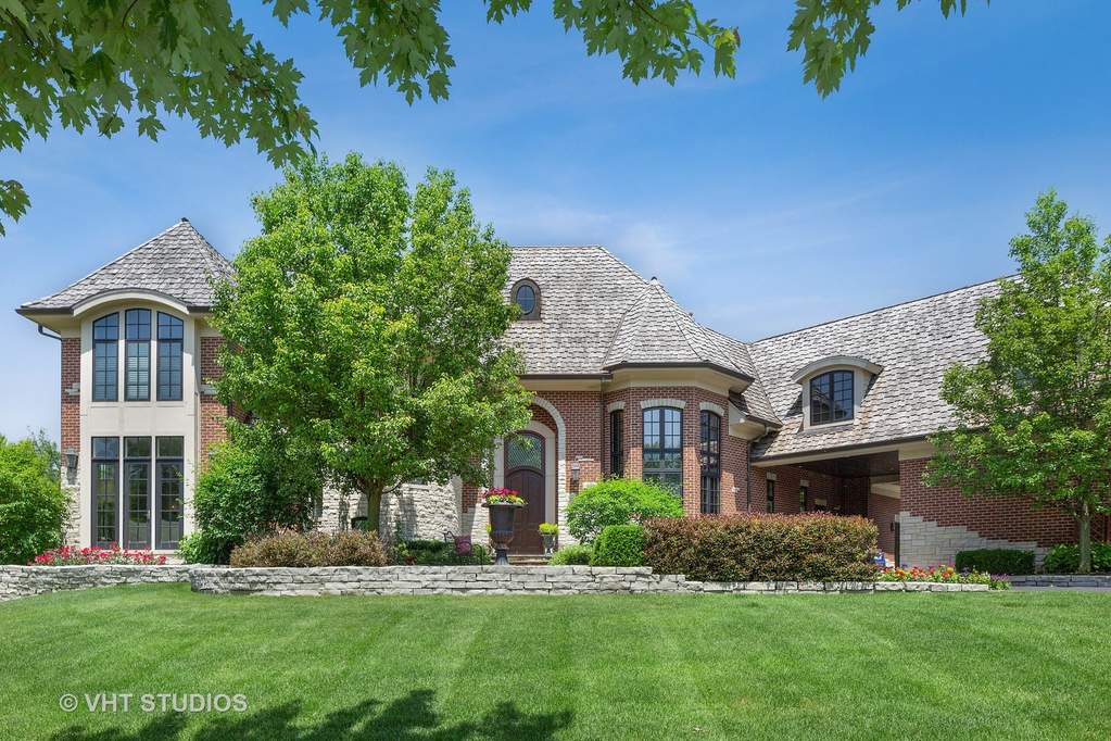 Property photo of 460 62nd Street in Burr Ridge, Illinois