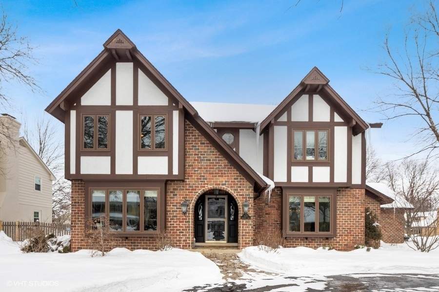Property photo of 1225 Carriage Lane in La Grange, Illinois