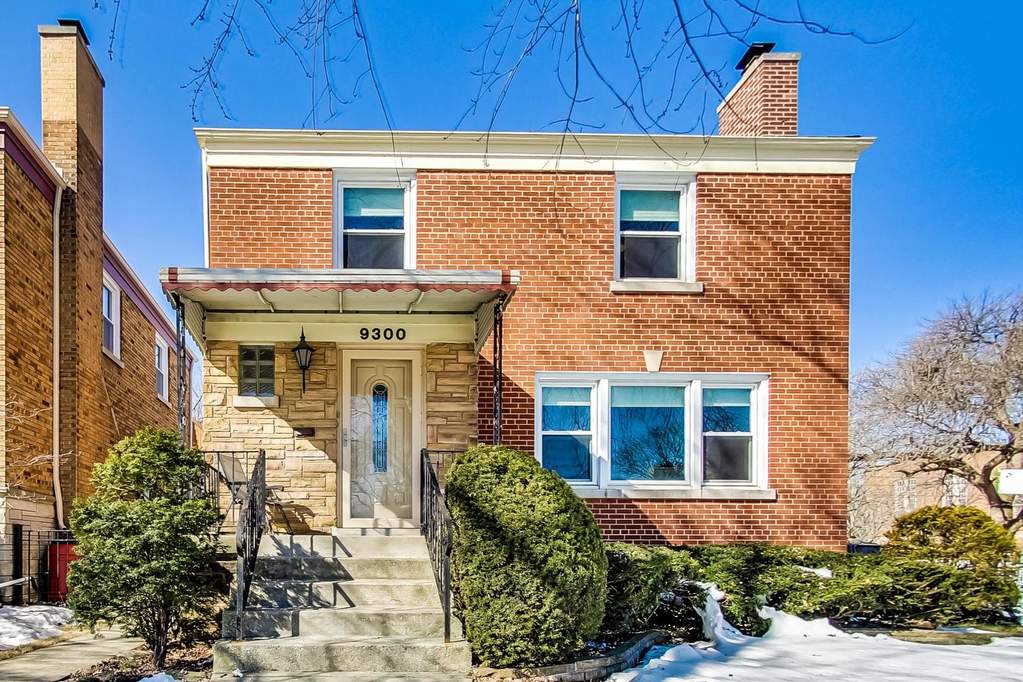 Property photo of 9300 S Hamilton Avenue in Chicago, Illinois