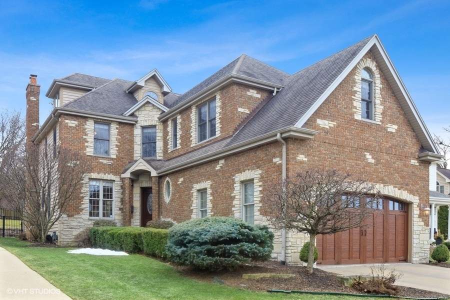 Property photo of 341 Western Avenue in Clarendon Hills, Illinois