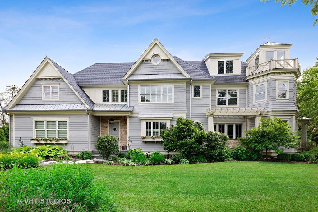 Property photo of 803 S Lincoln Street in Hinsdale, Illinois