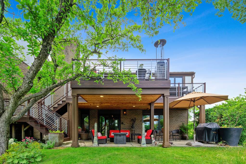Property photo of 91 Briarwood Circle in Oak Brook, Illinois