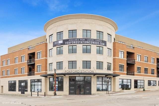 Property photo of 4441 Wolf Road #405 in Western Springs, Illinois