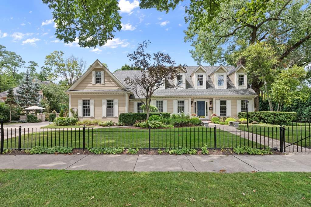 Property photo of 622 N Elm Street in Hinsdale, Illinois