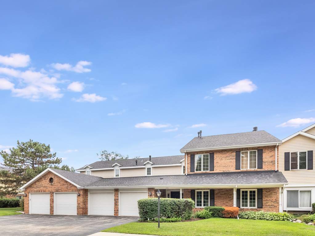Property photo of 745 Tanglewood Lane #A in Willowbrook, Illinois