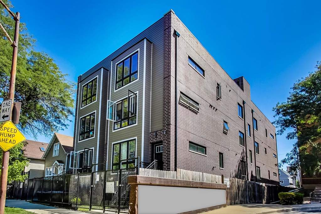 Property photo of 1819 N St Louis Avenue #1RS in Chicago, Illinois