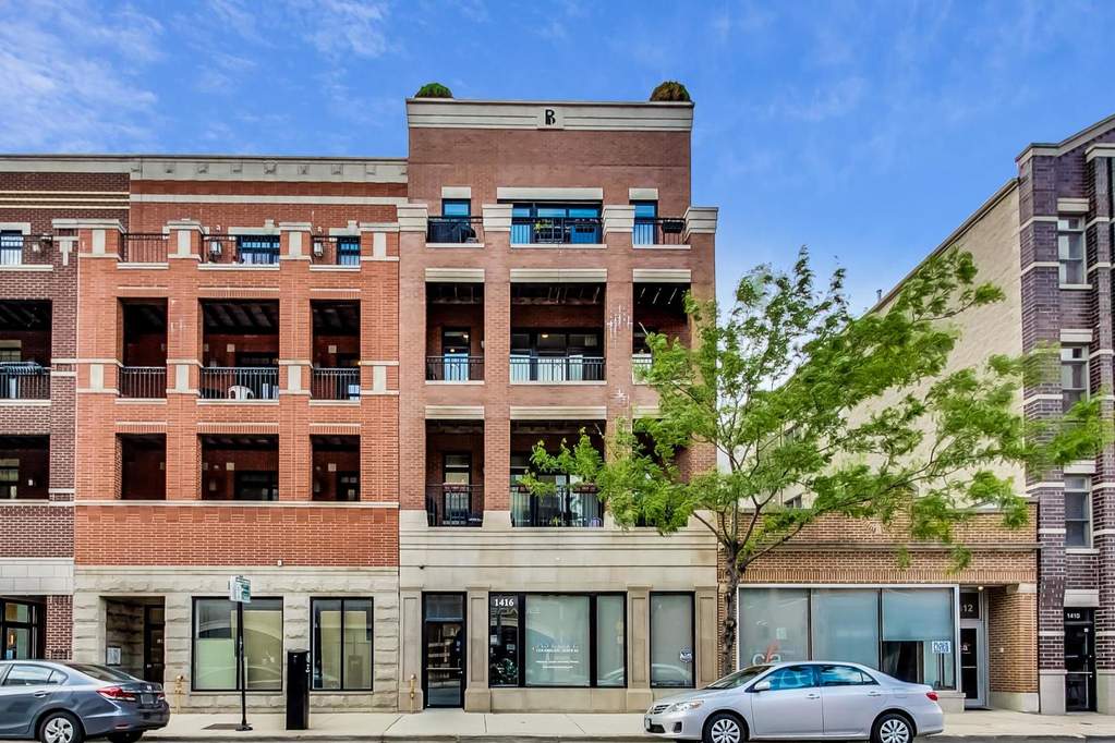 Property photo of 1416 W Belmont Avenue #3 in Chicago, Illinois