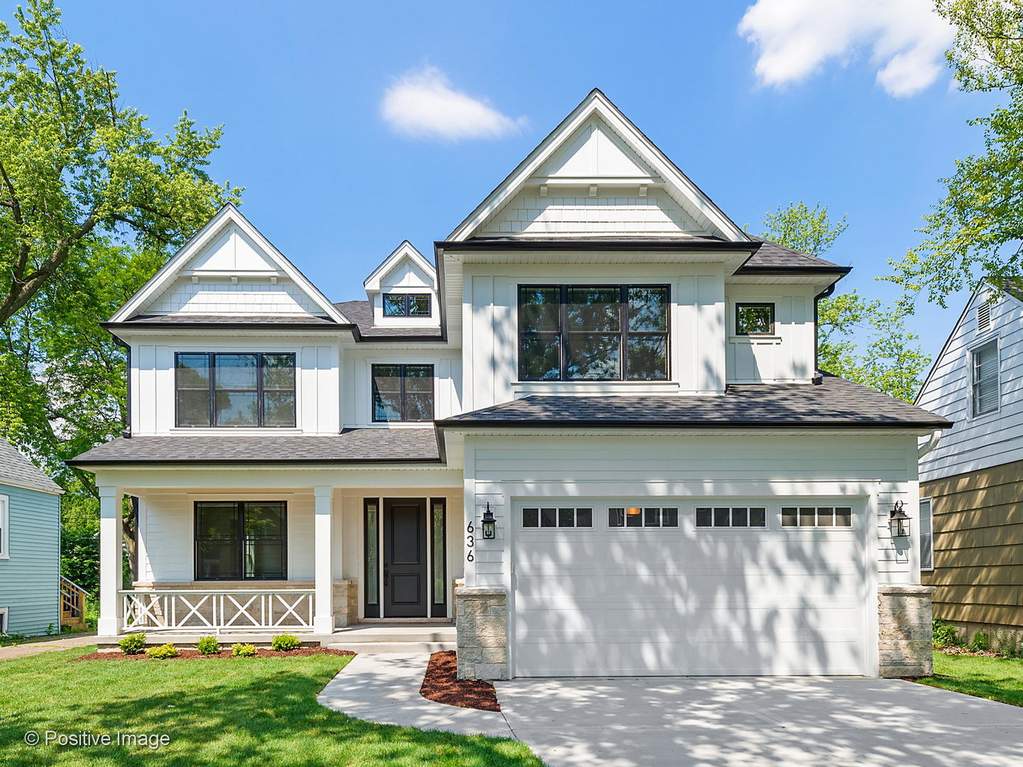 Property photo of 636 S Fairfield Avenue in Elmhurst, Illinois