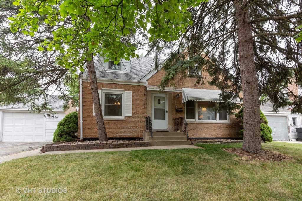 Property photo of 7634 W Norwood Street in Chicago, Illinois