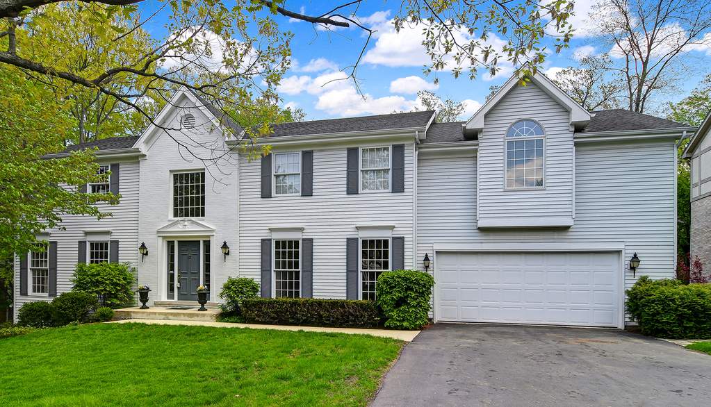 Property photo of 833 Merrill Woods Road in HINSDALE, Illinois