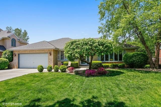 Property photo of 8920 Kilkenny Drive in DARIEN, Illinois