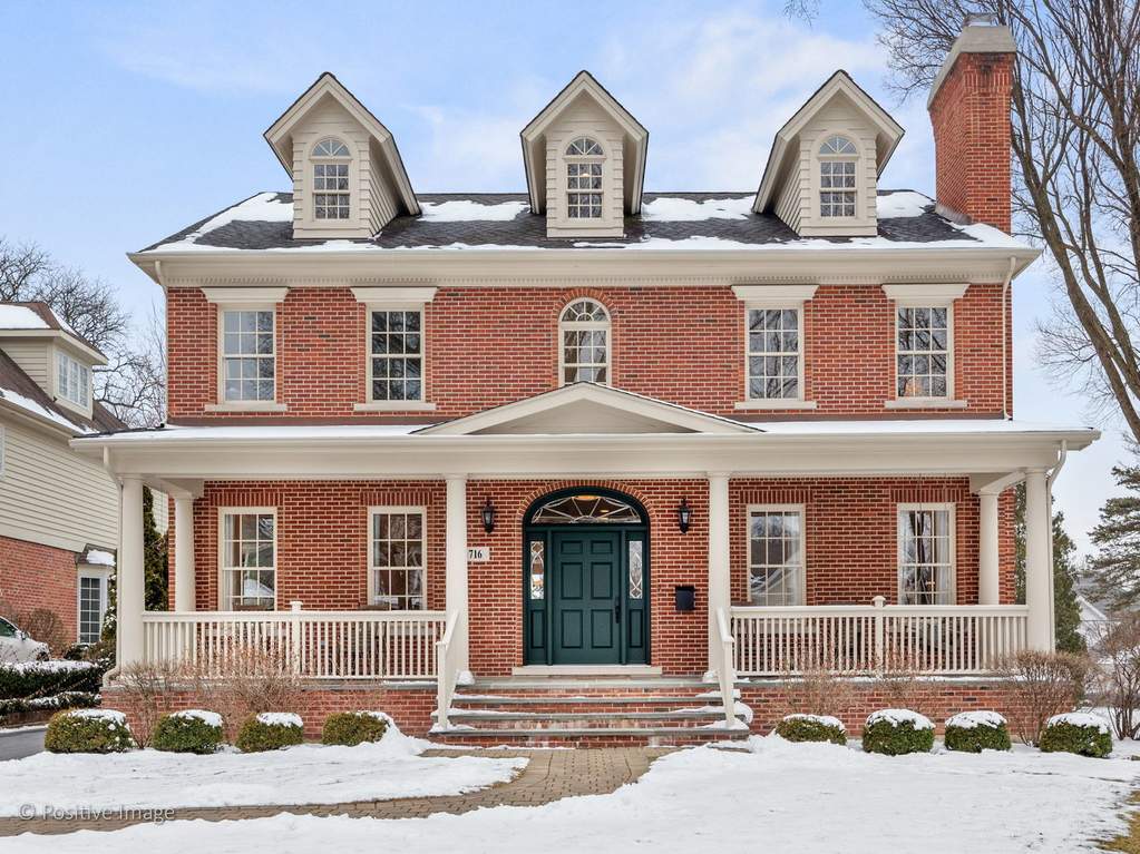 Property photo of 716 S Grant Street in HINSDALE, Illinois