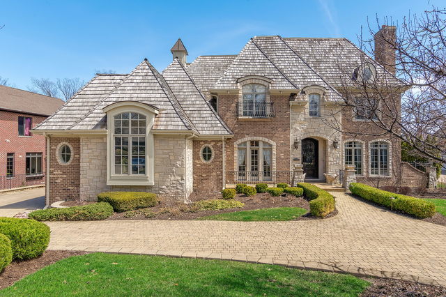 Property photo of 825 N Washington Street in HINSDALE, Illinois