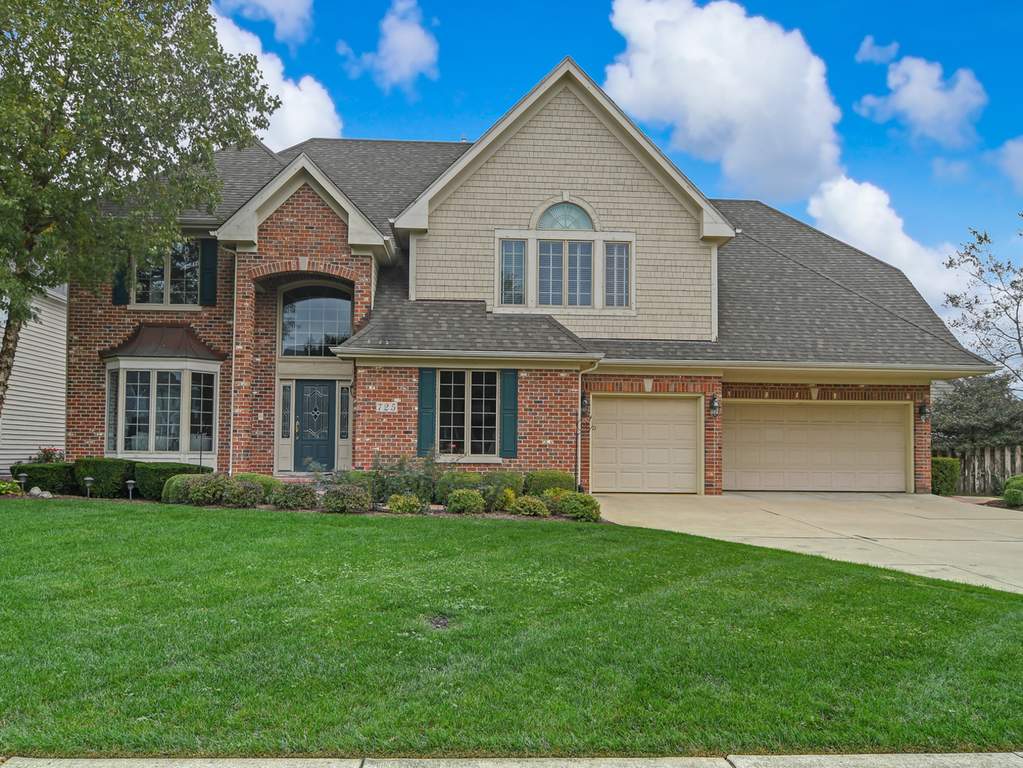 Property photo of 725 Kristin Court in WESTMONT, Illinois