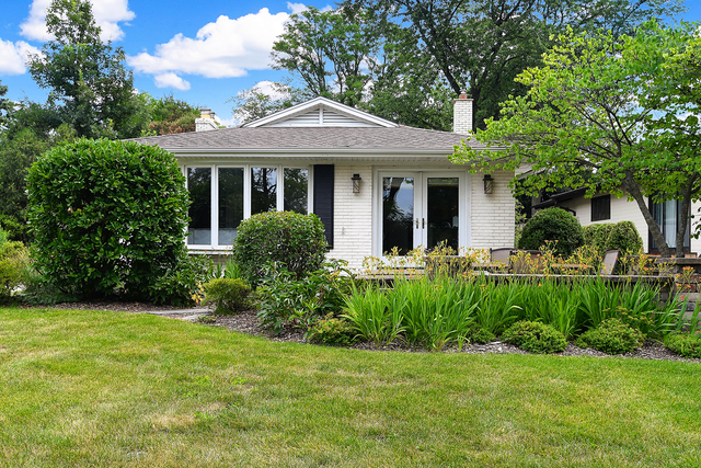 Property photo of 815 N Madison Street in HINSDALE, Illinois