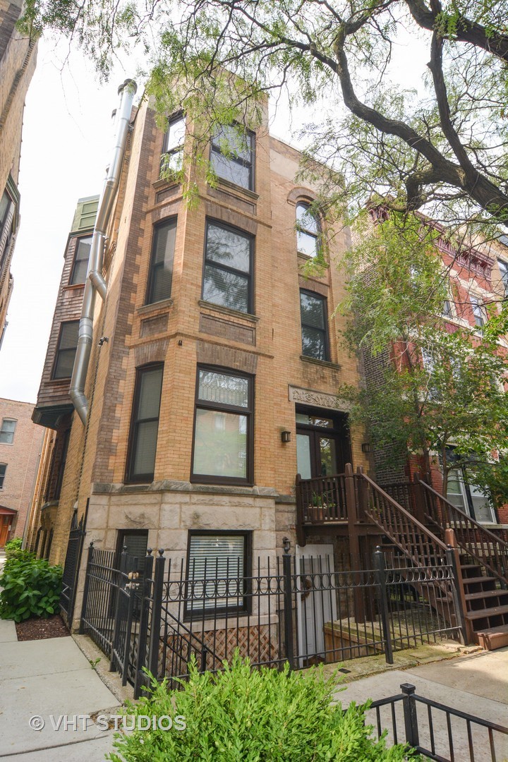 Property photo of 2216 N Sedgwick Street #4 in CHICAGO, Illinois
