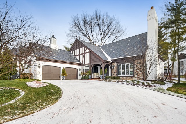 Property photo of 1102 Burr Ridge Drive in BURR RIDGE, Illinois
