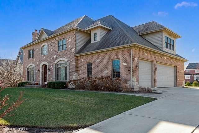 Property photo of 224 W 59th Street in BURR RIDGE, Illinois