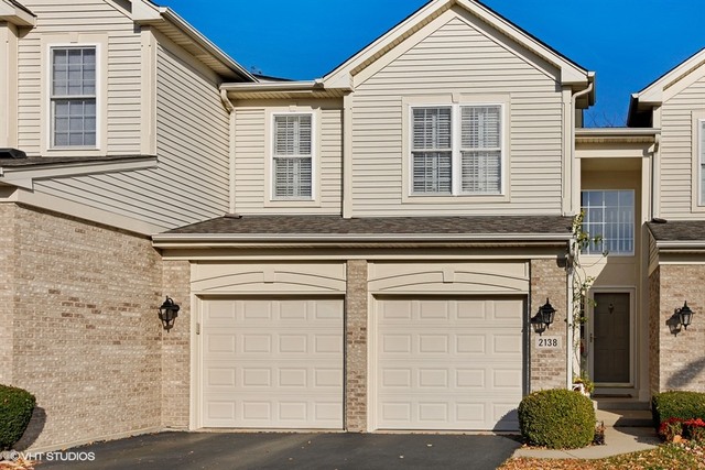 Property photo of 2138 Ashley Court in DOWNERS GROVE, Illinois