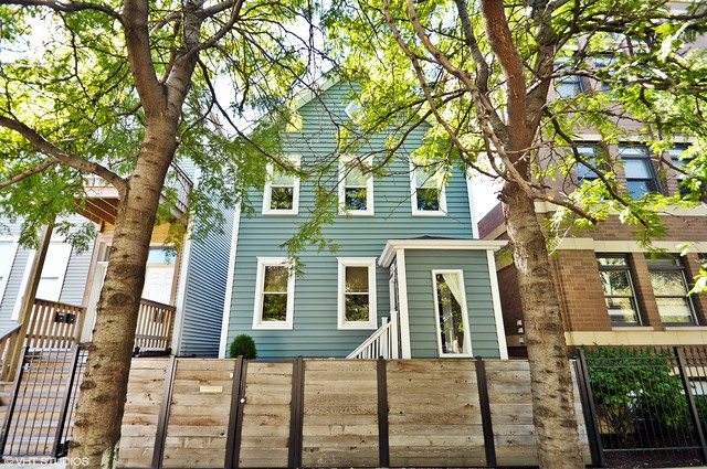 Property photo of 2520 N Ashland Avenue in CHICAGO, Illinois
