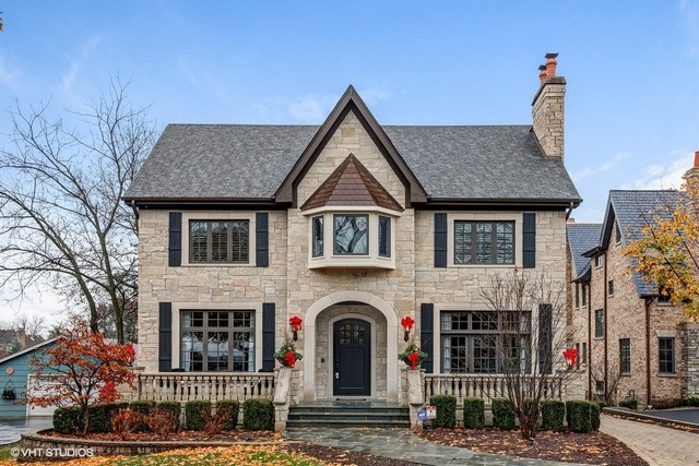 Property photo of 5633 S Oak Street in HINSDALE, Illinois