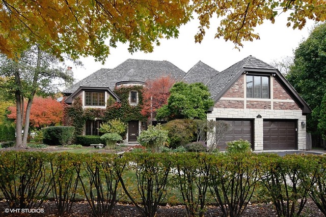 Property photo of 33 Princeton Road in HINSDALE, Illinois