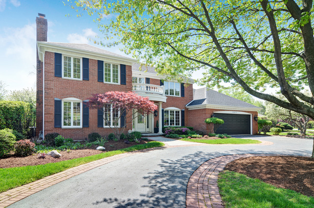 Property photo of 11571 Burr Oak Lane in BURR RIDGE, Illinois