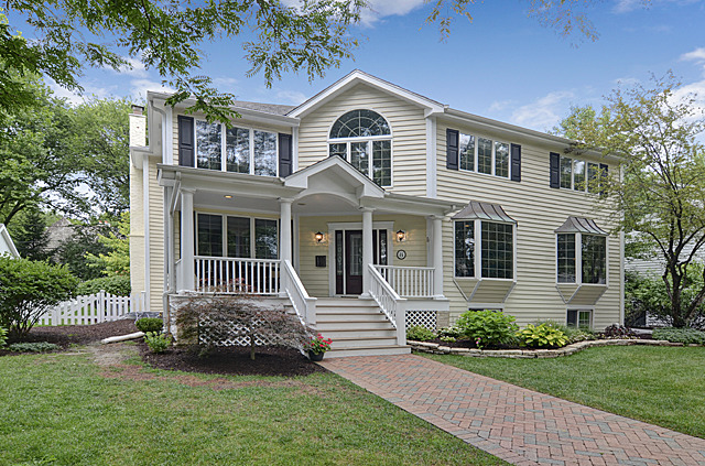 Property photo of 8 S Bodin Street in HINSDALE, Illinois