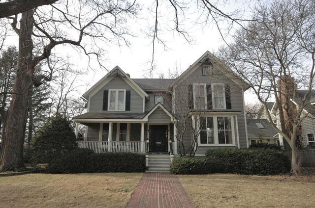 Property photo of 120 N Washington Street in HINSDALE, Illinois
