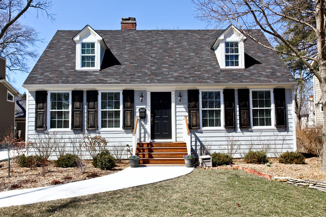 Property photo of 818 S Grant Street in HINSDALE, Illinois